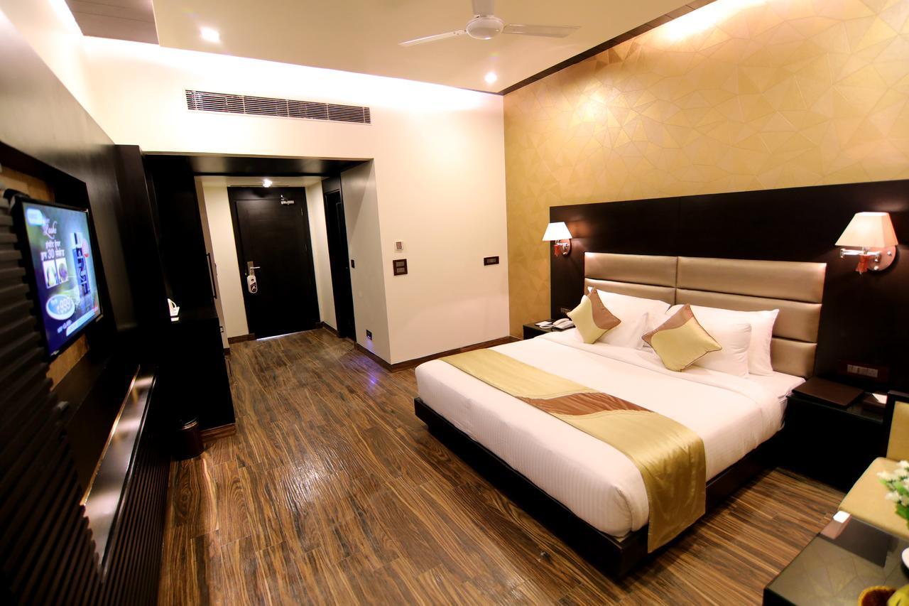 Hotel Grand Orchid Haridwār Exteriér fotografie